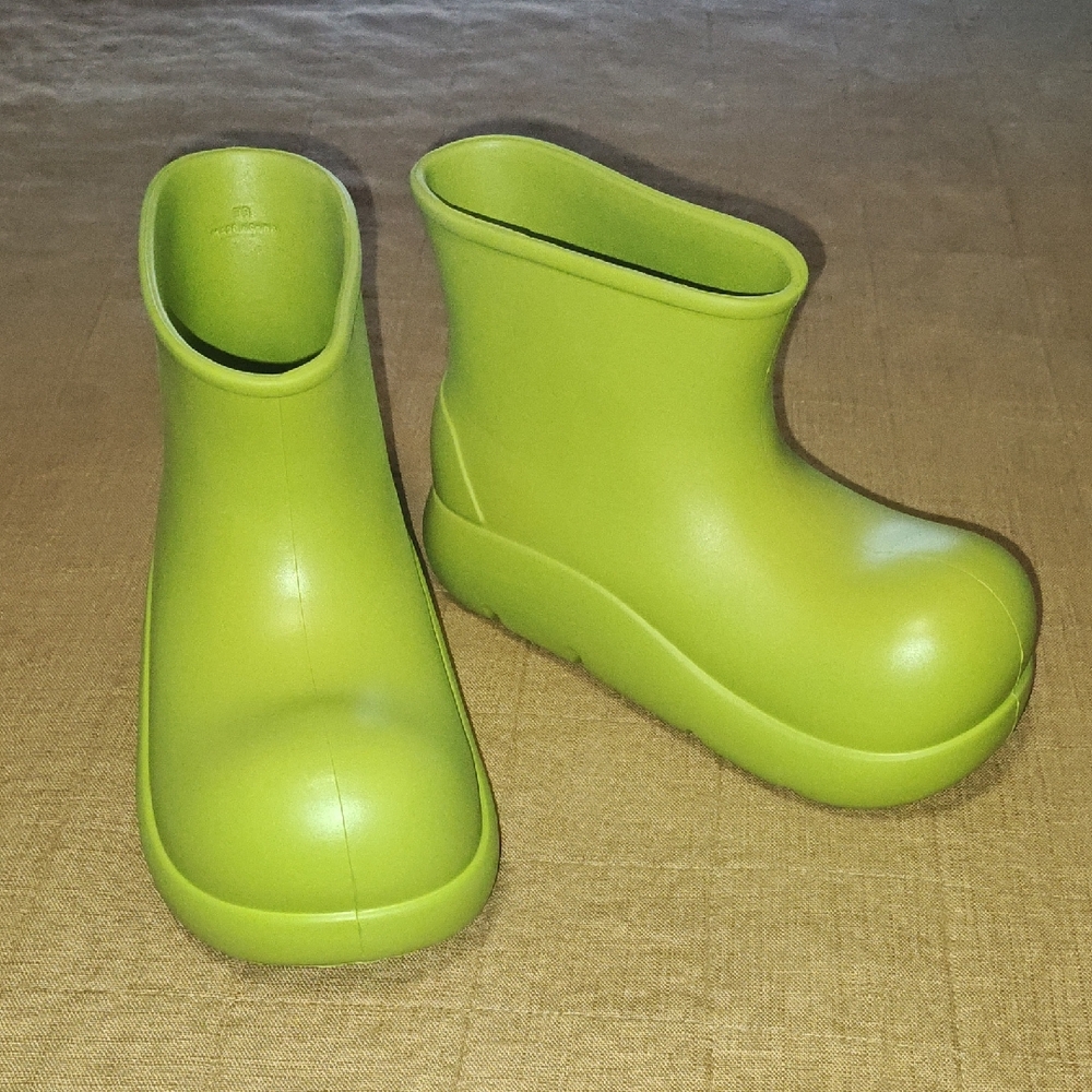 BEYSnon-sneaker Clown shoes Platformsoled ankle boots Green